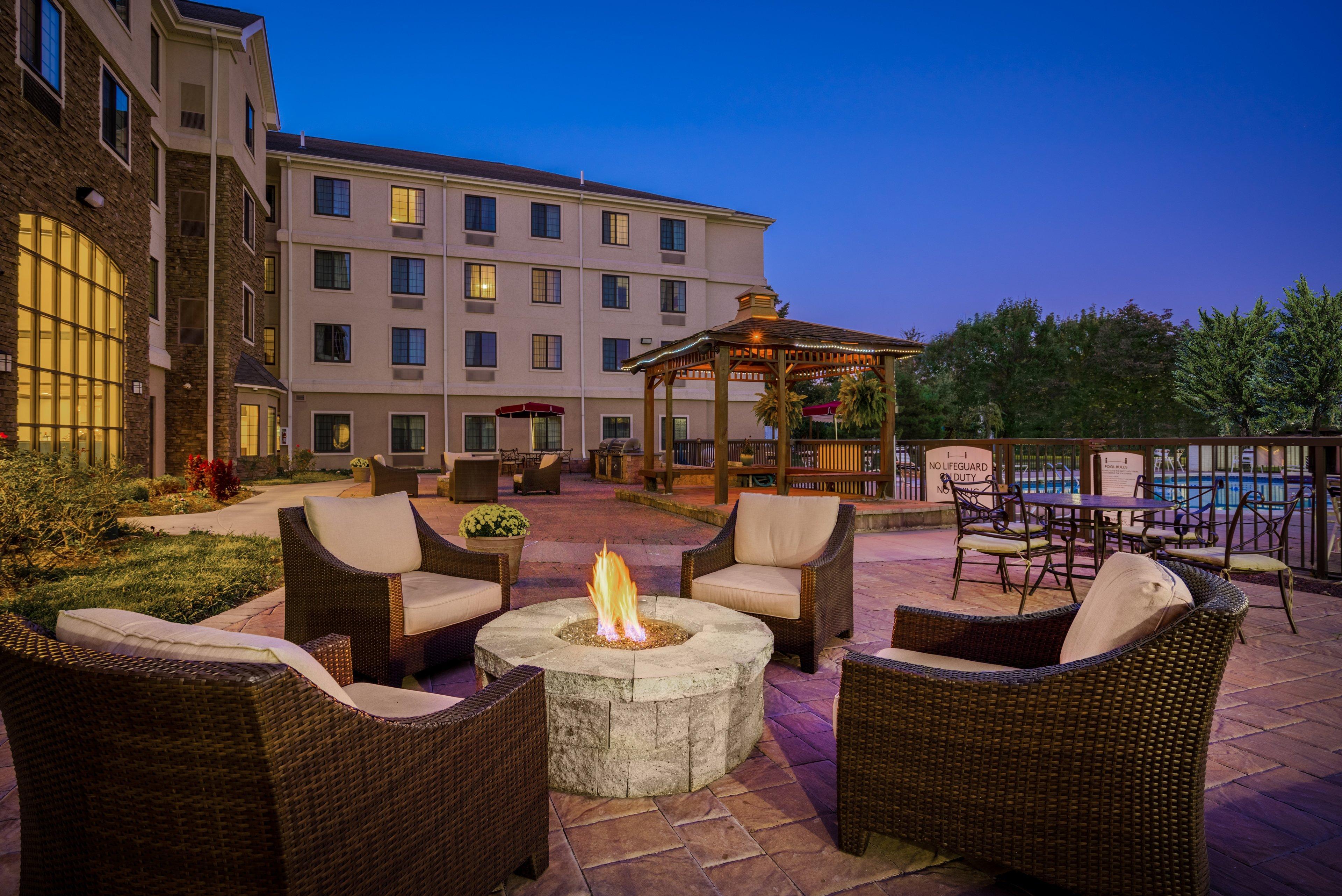 Staybridge Suites Wilmington-Newark By Ihg Dış mekan fotoğraf